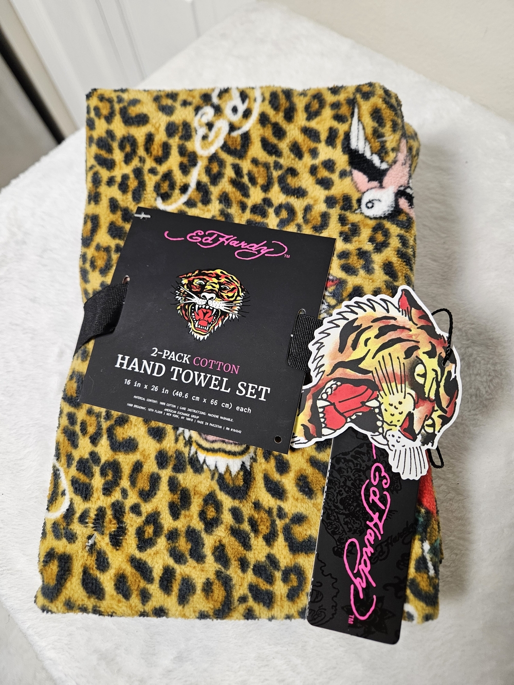 Ed Hardy Lepoard Print Hand Towel Set with Multicolor Tiger Logo Heart